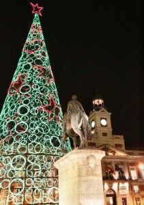39. Puerta del Sol de Madrid (@sil_SCS)