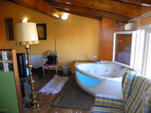 Habitación con Jacuzzi. Hotel París Centro