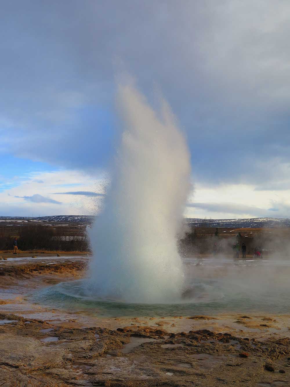 Círculo Dorado de Islandia - Géiser Strokkur