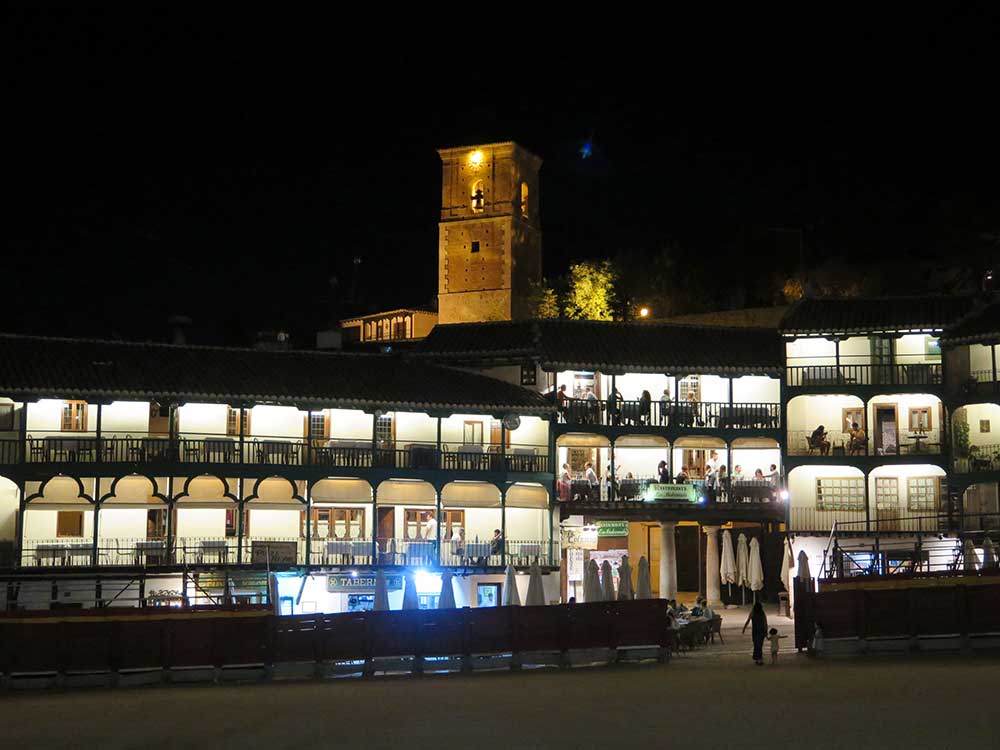 Plaza Mayor de Chinchón de noche