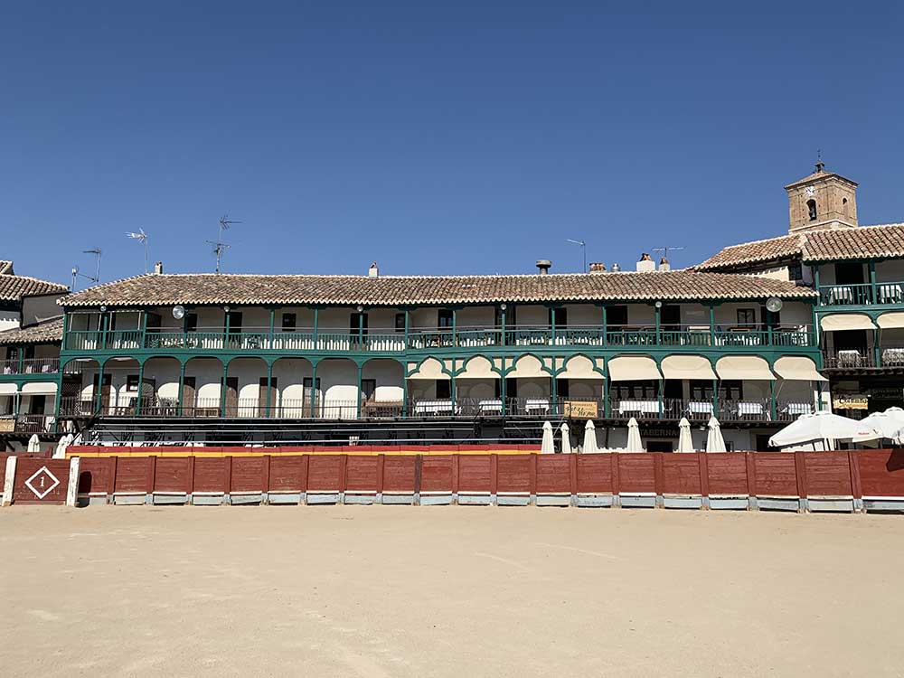 Uno de los frontales de la Plaza Mayor