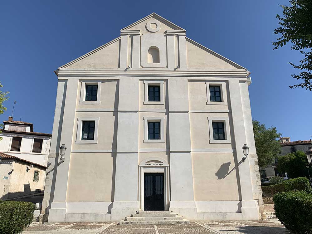 Fachada del Teatro Lope de Vega