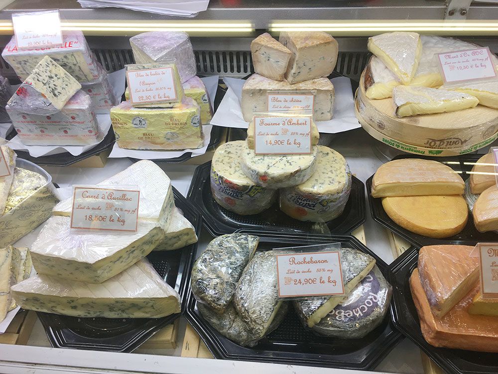Qué ver en Nîmes - Mercado Les Halles -