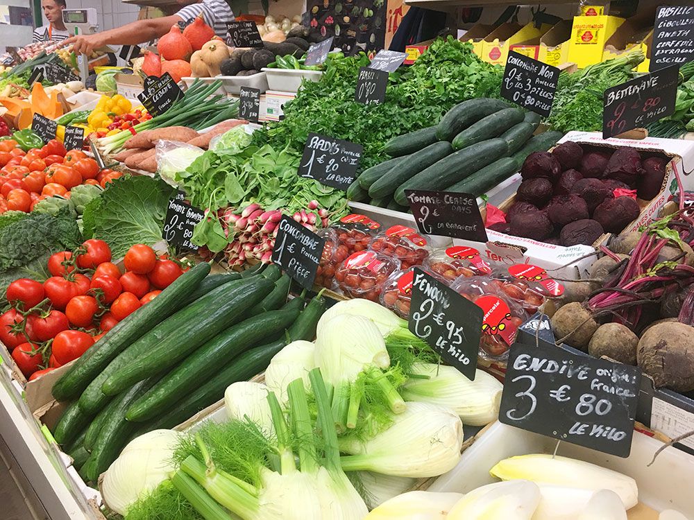 Qué ver en Nîmes - Mercado Les Halles -