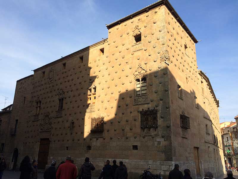 Qué ver en Salamanca en un día - Casa de Las Conchas