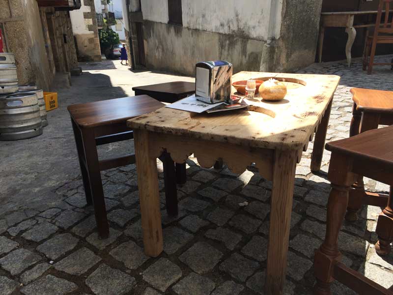 Qué ver en San Martín de Trevejo - Mesa de la Boiga du vin