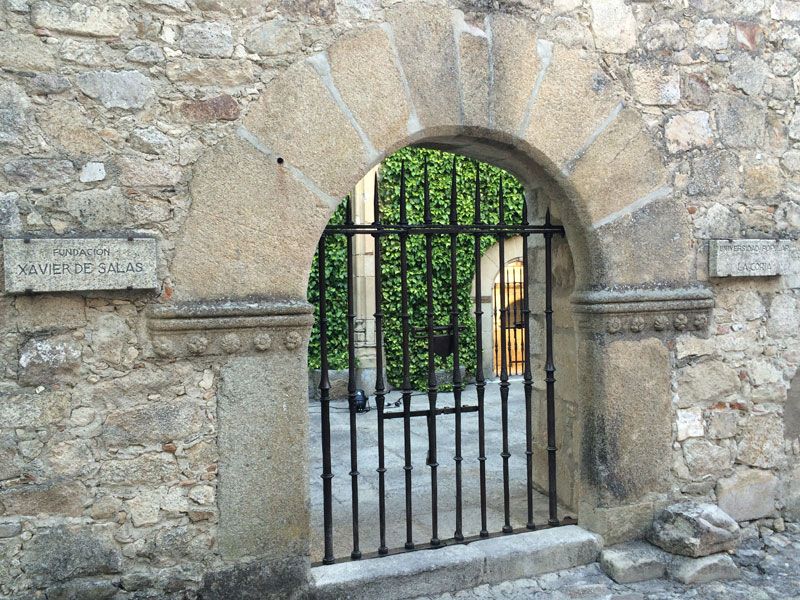 Fundación Xavier Salas del recinto amurallado de Trujillo