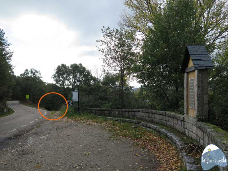 Acceso a la senda para hacer senderismo por el Lago de Sanabria